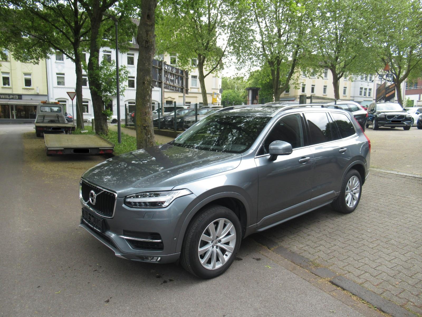 Volvo XC90 Momentum AWD