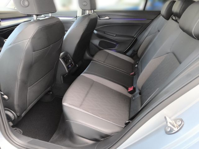 Fahrzeugabbildung Volkswagen Golf VIII 1.5 TSI Goal LED ACC NAVI RÜCKKAM ALLW