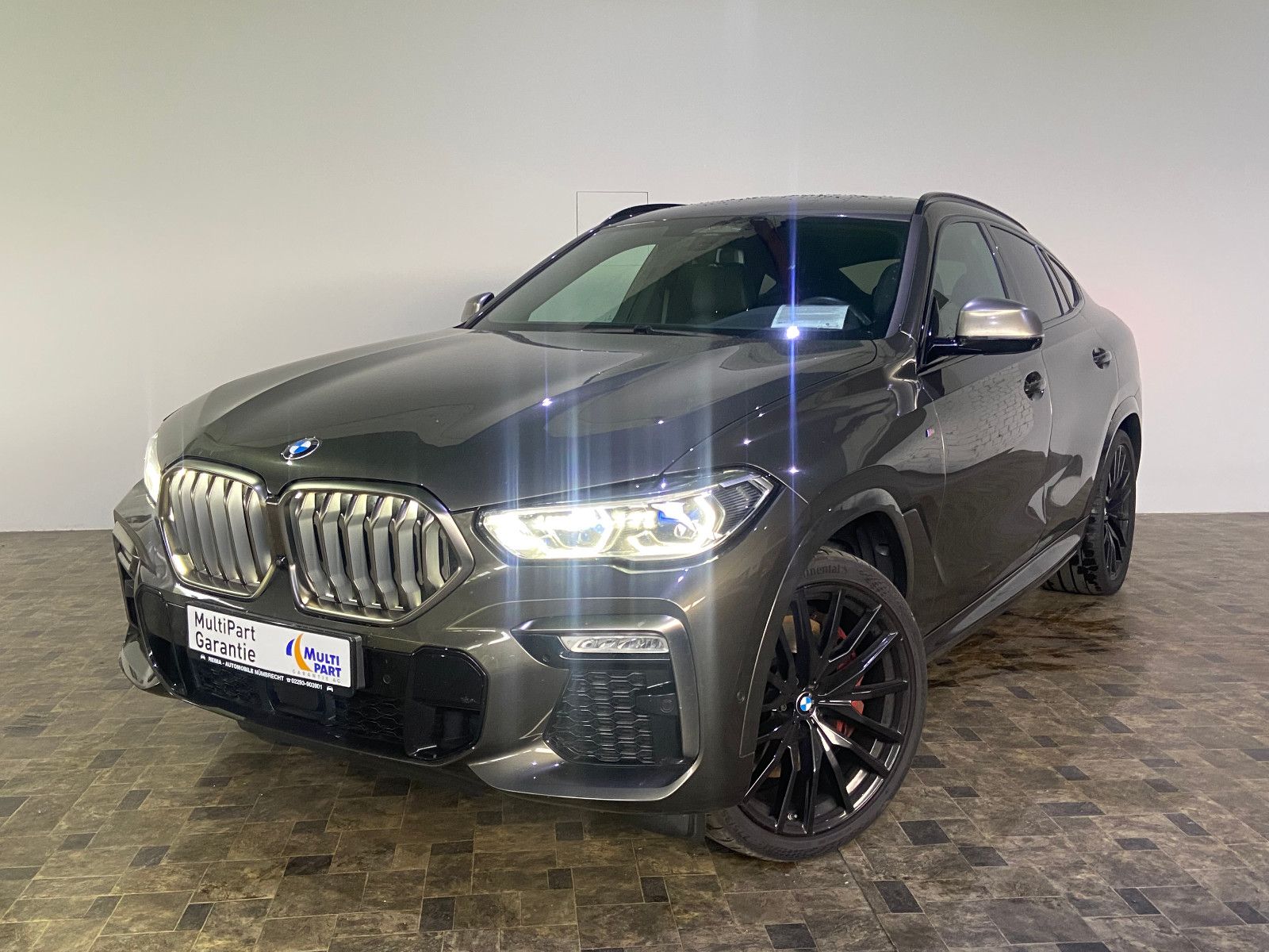 Fahrzeugabbildung BMW X6 M50 d, Pano, Laser, ACC, HUD, Navi