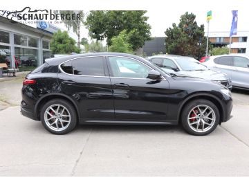Alfa-Romeo Stelvio - 10