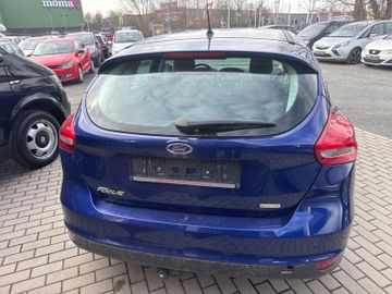 Ford Focus - 4