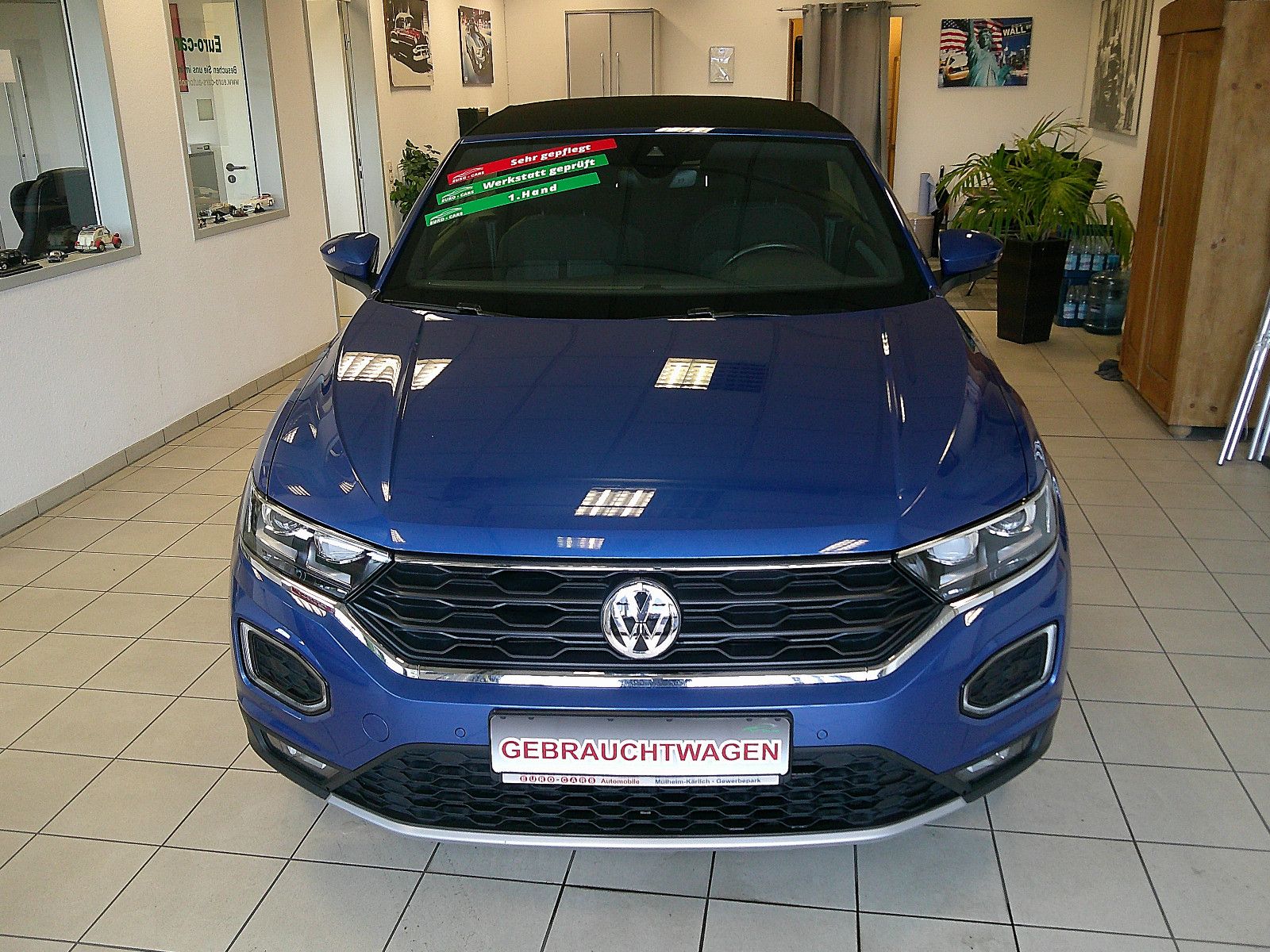 Fahrzeugabbildung Volkswagen T-Roc Cabriolet/ AHK/CARPLAY/NAVI/WENIG KM