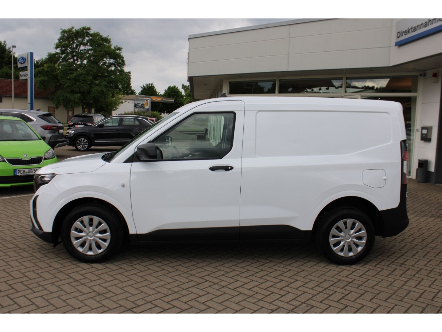 FORD Transit Courier 1.0 EcoBoost Trend Full Link PDC - Image 2