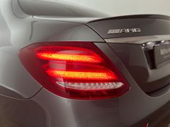MERCEDES-BENZ E 53 AMG 4Matic+ /  TOP AUSTATT. / 457 PS / 4x4