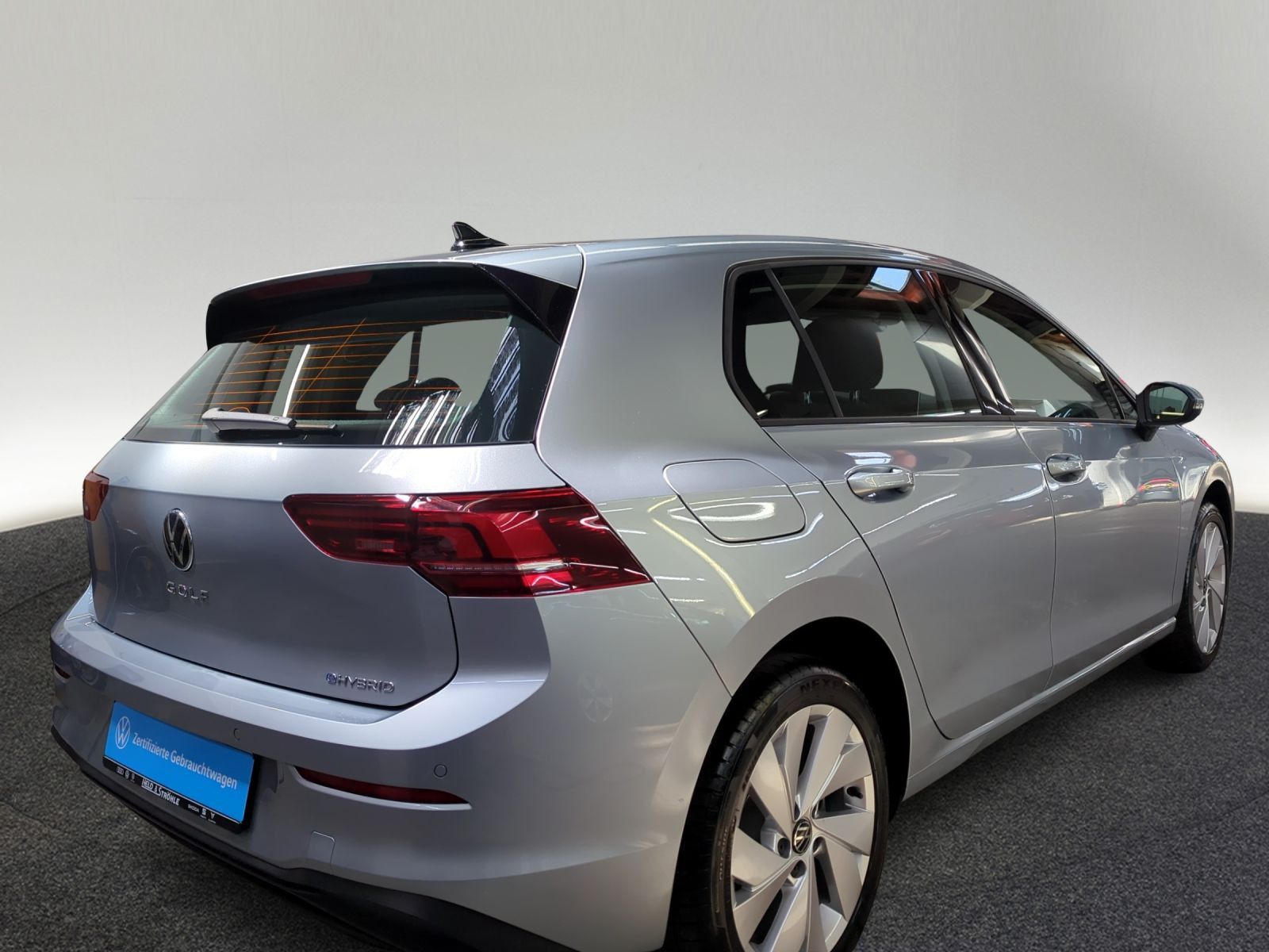 Volkswagen Golf 8 Life 1.5 TSI eHybrid DSG LED NAV AHK KAM foto 4
