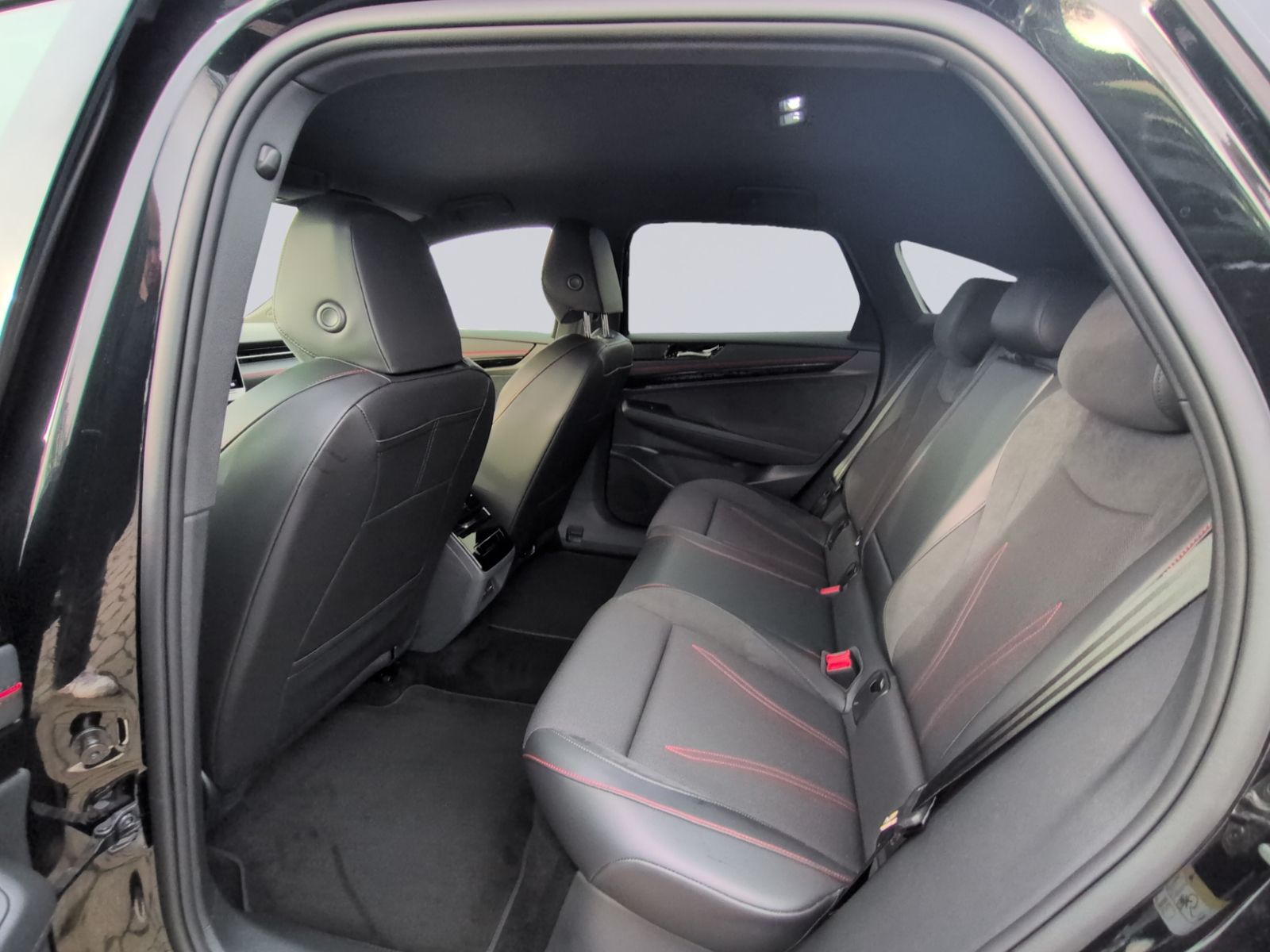 ID.7 GTX 4 Motion AHK+NAV+KAMERA+WÄRMEPUMPE