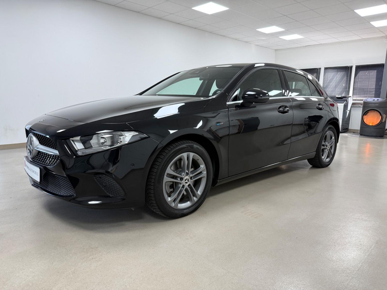 Mercedes-Benz A 250 e*SHZ*RFK*NETZSTECKER*
