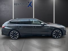 BMW 540 d xDrive M Sport Pro /Pano/21" Alu /AHK BMW 540 d xDrive M Sport Pro /Pano/21" Alu /AHK