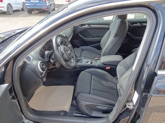 Fahrzeugabbildung Audi A3 Sportback ambition/18-Zoll/Navi/Xenon/SitzH/