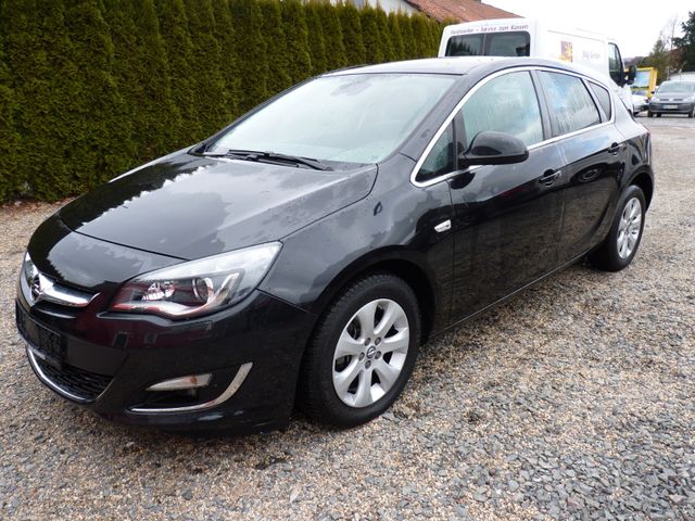 Opel Astra J Lim. 5-trg. Exklusiv-Navi-Bluetooth-PDC-