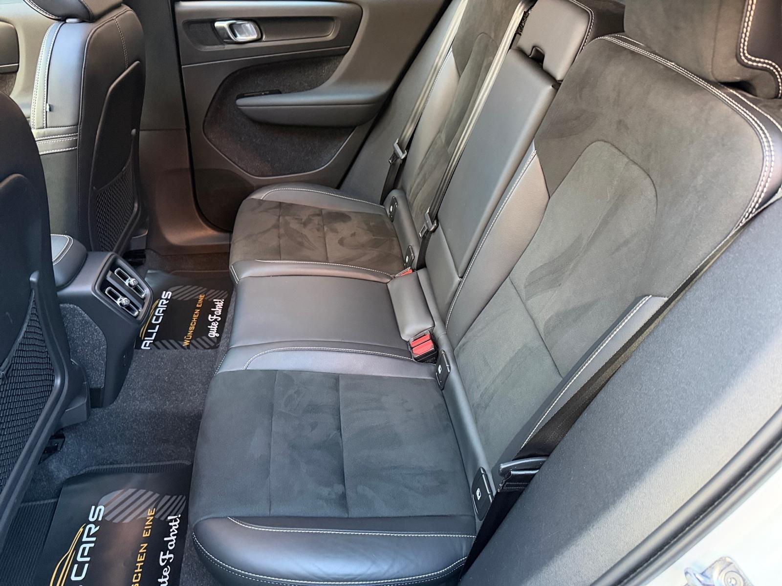 Volvo XC40 R Design 2WD Pano*Kamer*ToTWink*ACC*1.J.Gar