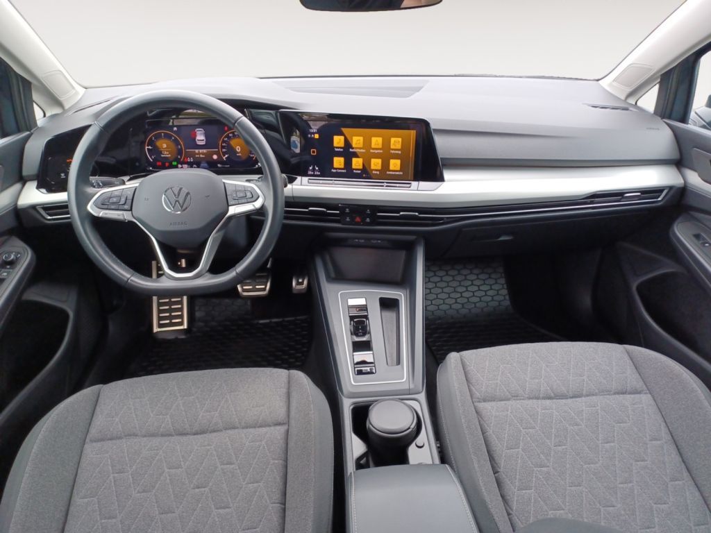 Fahrzeugabbildung Volkswagen Golf 2.0 TDI DSG Life Navi, AHZV, ACC, Kamera
