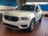 Volvo XC 40 XC40 Momentum AWD CAM/LEDER/NAVI/SHZ/ - Volvo XC40 Gebrauchtwagen in Hannover
