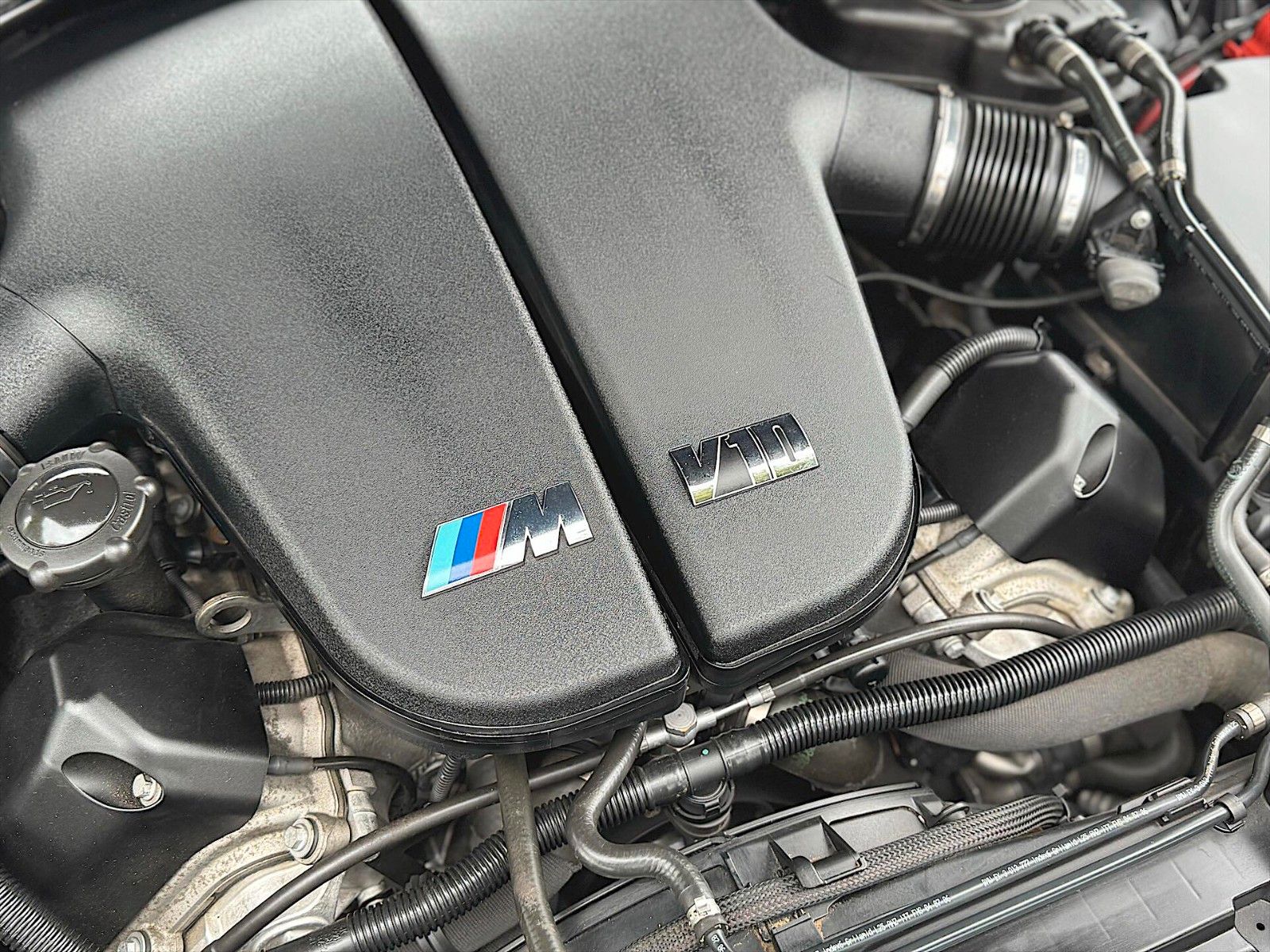 Fahrzeugabbildung BMW M6 Cabrio 5.0 V10 SMG Carbon *Head Up*Bi-Xenon*