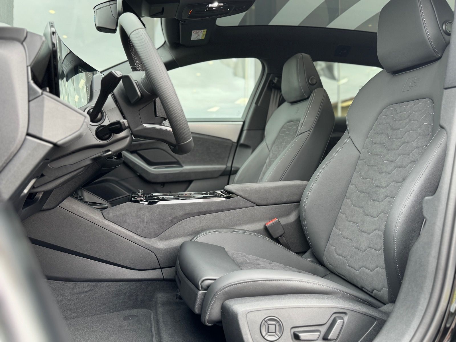 Audi A6 e-tron - Bild 14