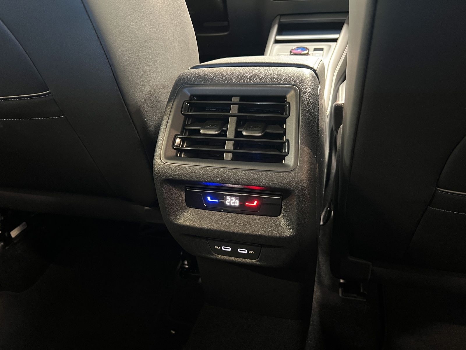 Tiguan Goal 2.0 TDI DSG AHK*ACC*Navi*LED*APP