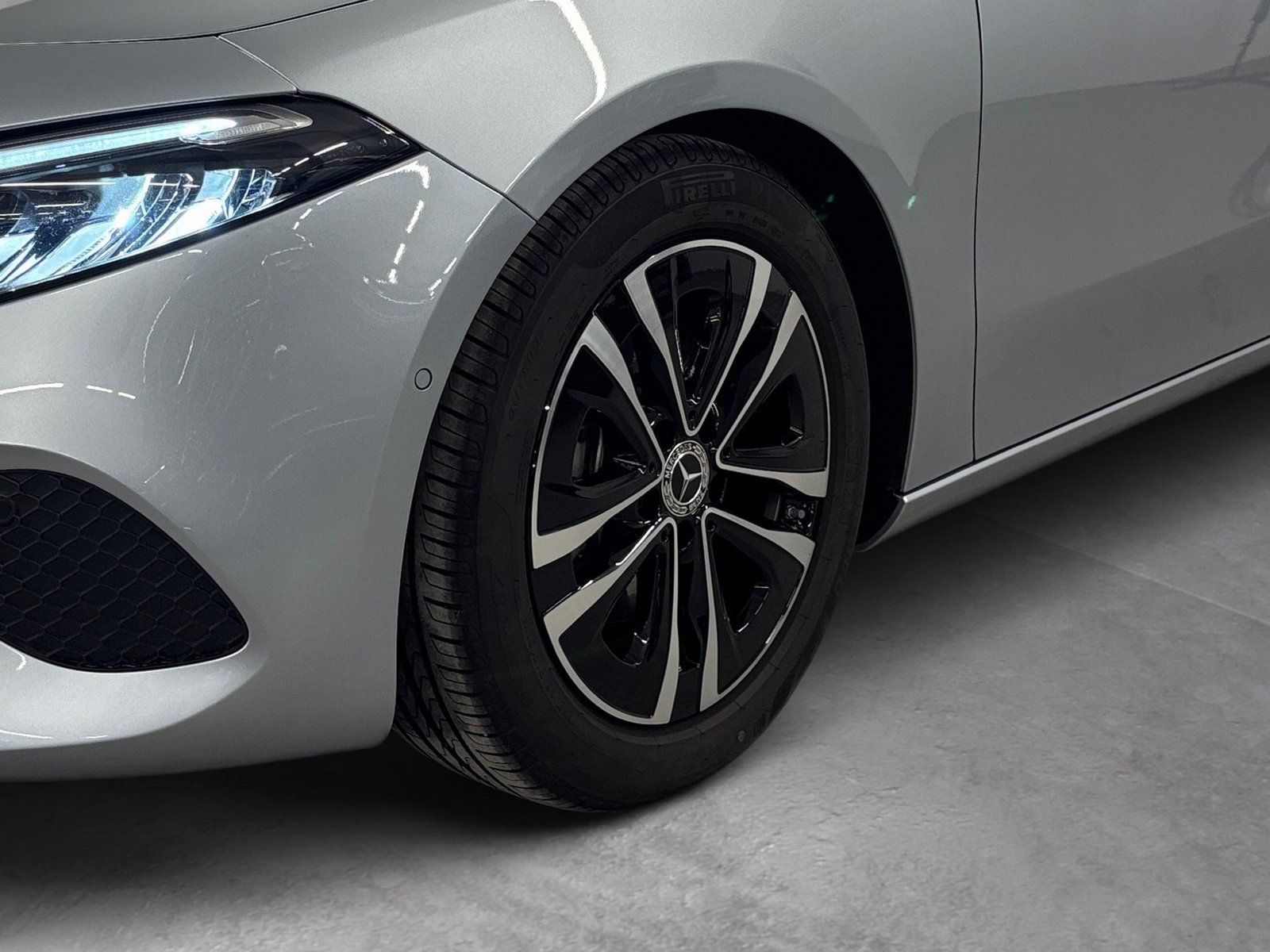 Fahrzeugabbildung Mercedes-Benz A 200 Progressive*AHK*Totwinkel*360°*LED*SHZ*PDC