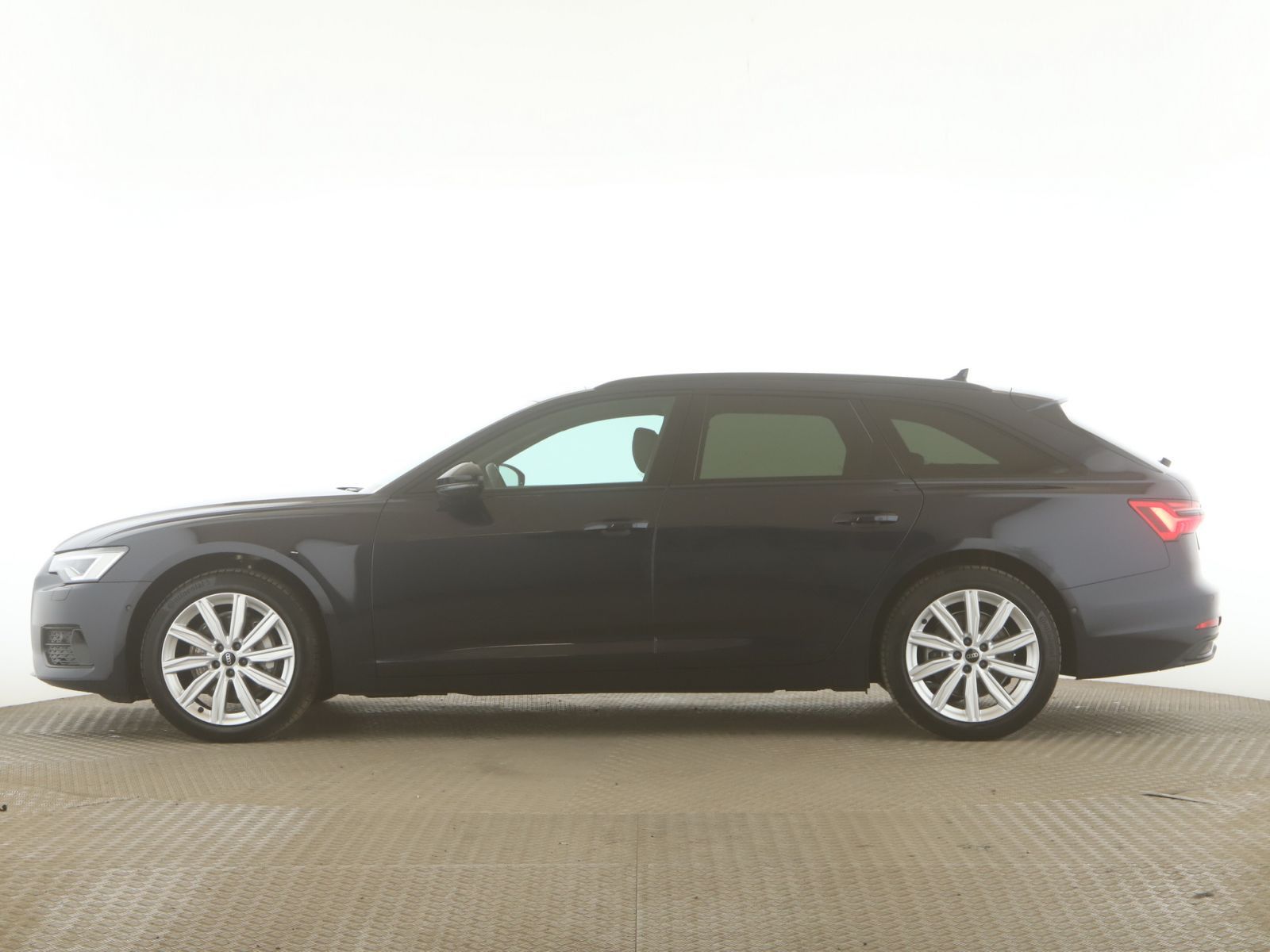 Audi A6 Avant 45 TFSI advanced Pano AHK Matrix RFK MM foto 3
