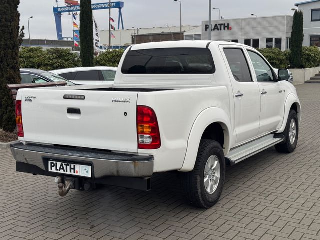 Toyota Hilux  Double Cab Sol 4×4