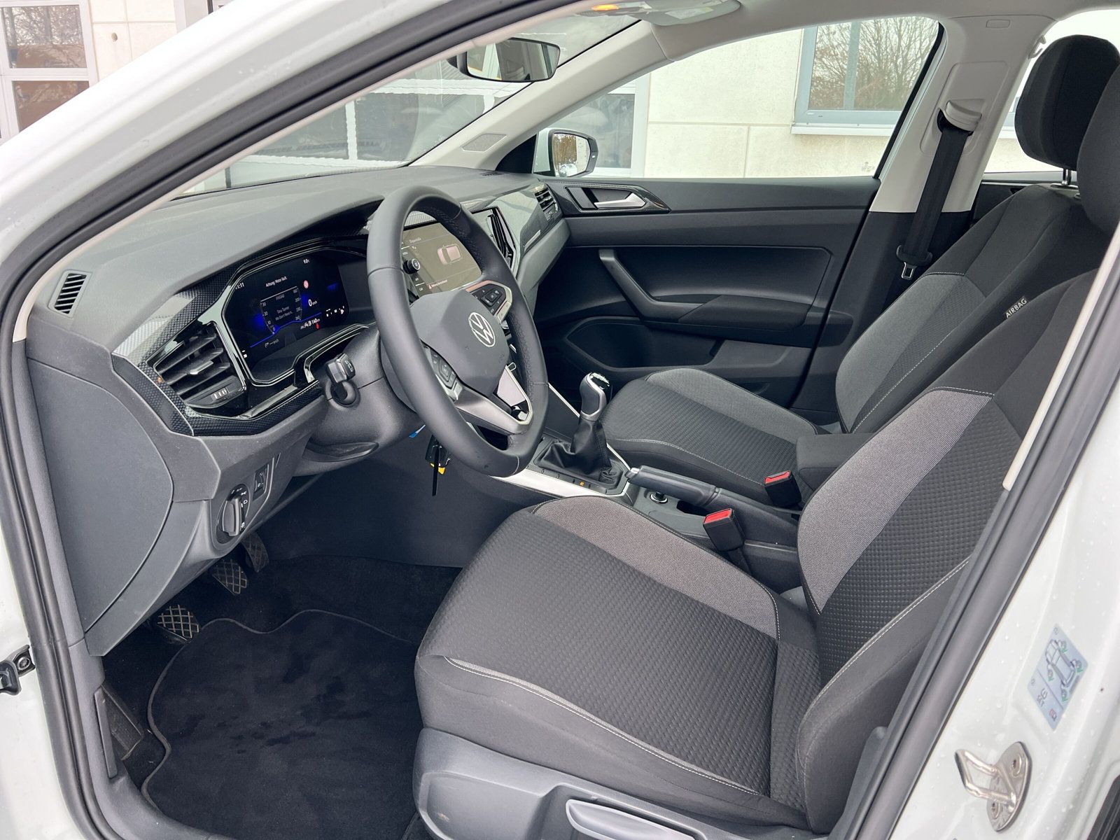 Fahrzeugabbildung Volkswagen Polo 1.0 Life Virtual DAB