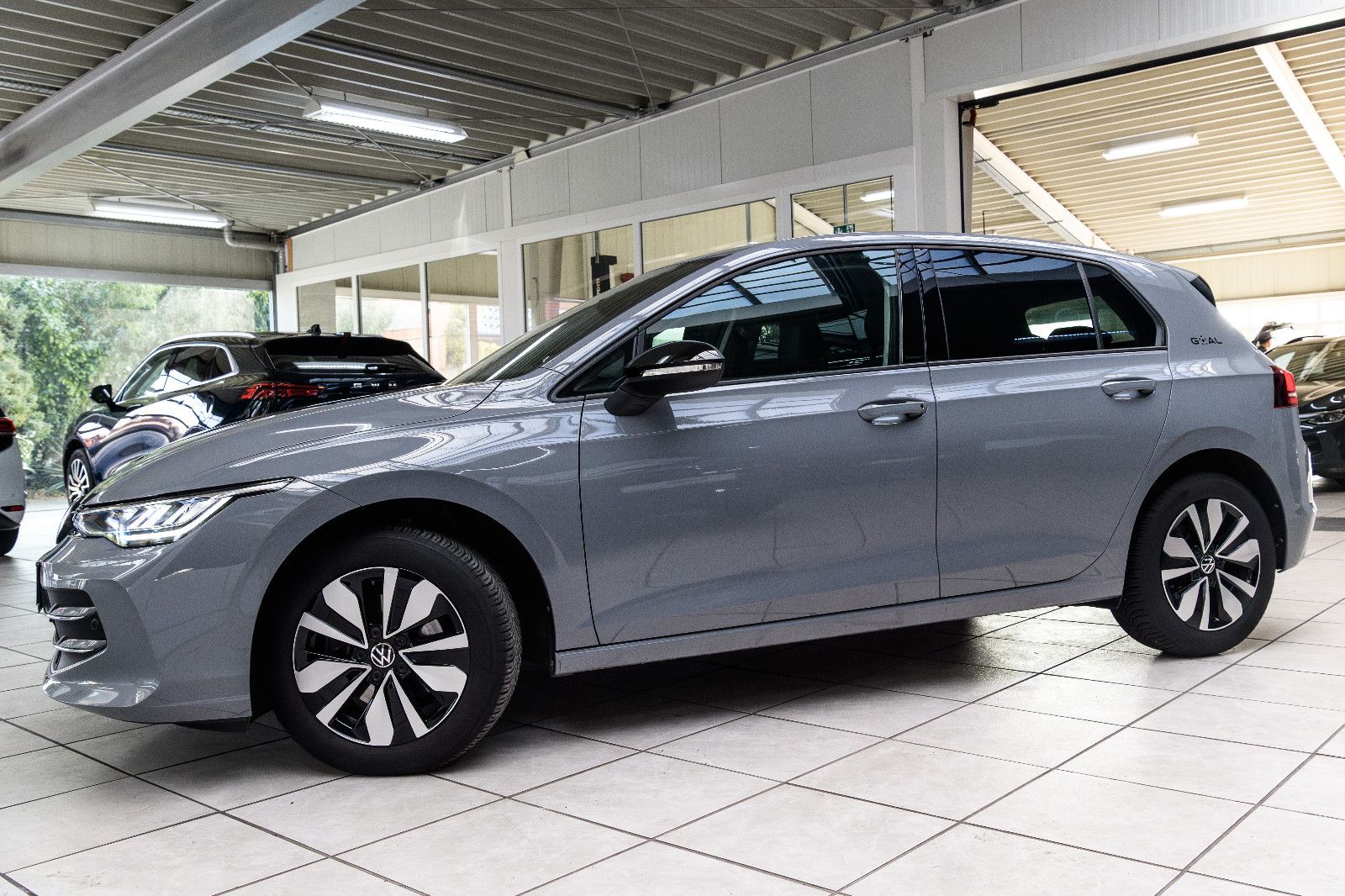 Fahrzeugabbildung Volkswagen Golf VIII Goal 1.5 TSI LED+APP+ACC+PDC+5 J.GAR.