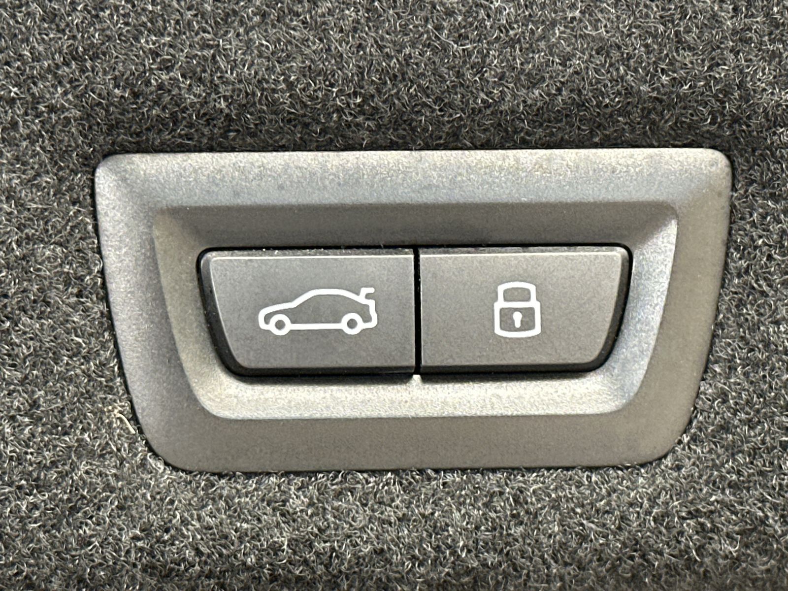 Fahrzeugabbildung BMW i7 xDrive60 M-Sport Pro NAV+LASER+PANO+HUD+360°