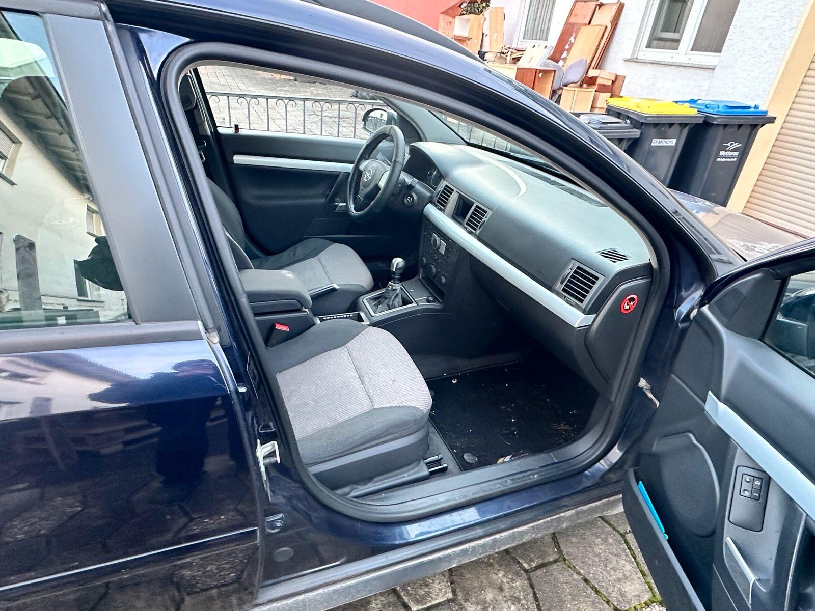 Opel Vectra 2005 — photo 7