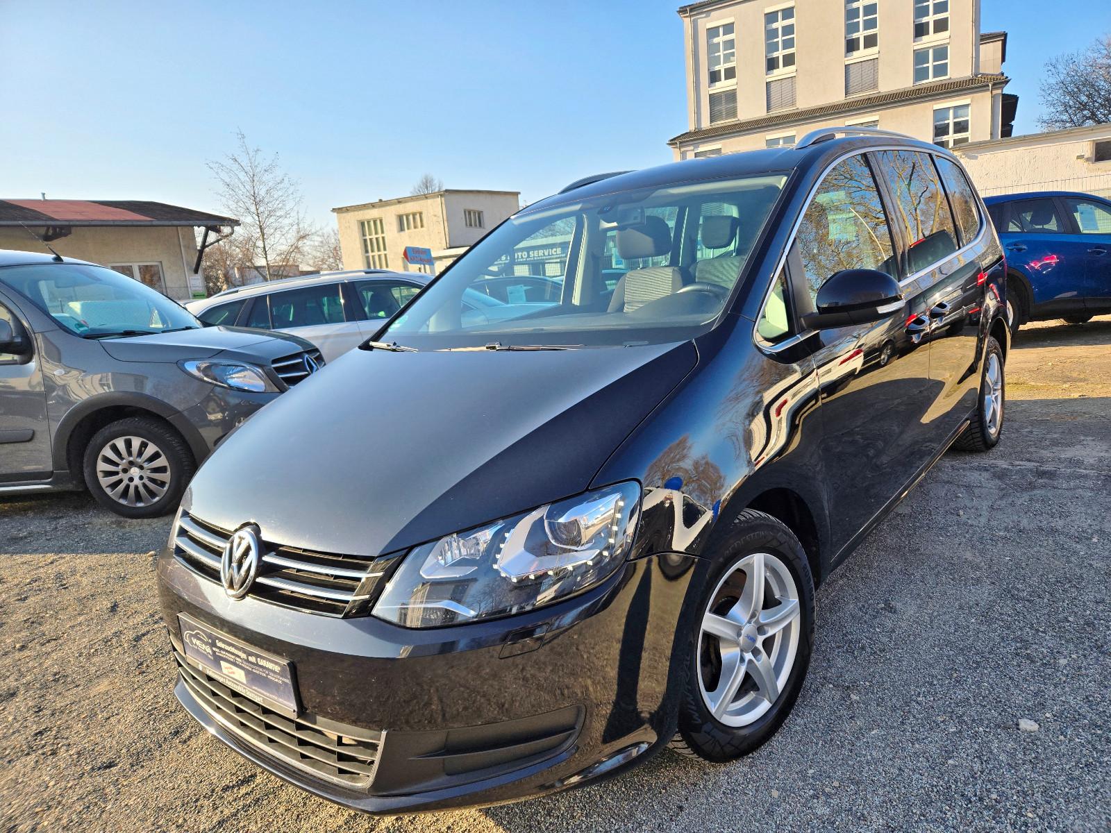 Volkswagen Sharan Comfortline BMT / Xenon