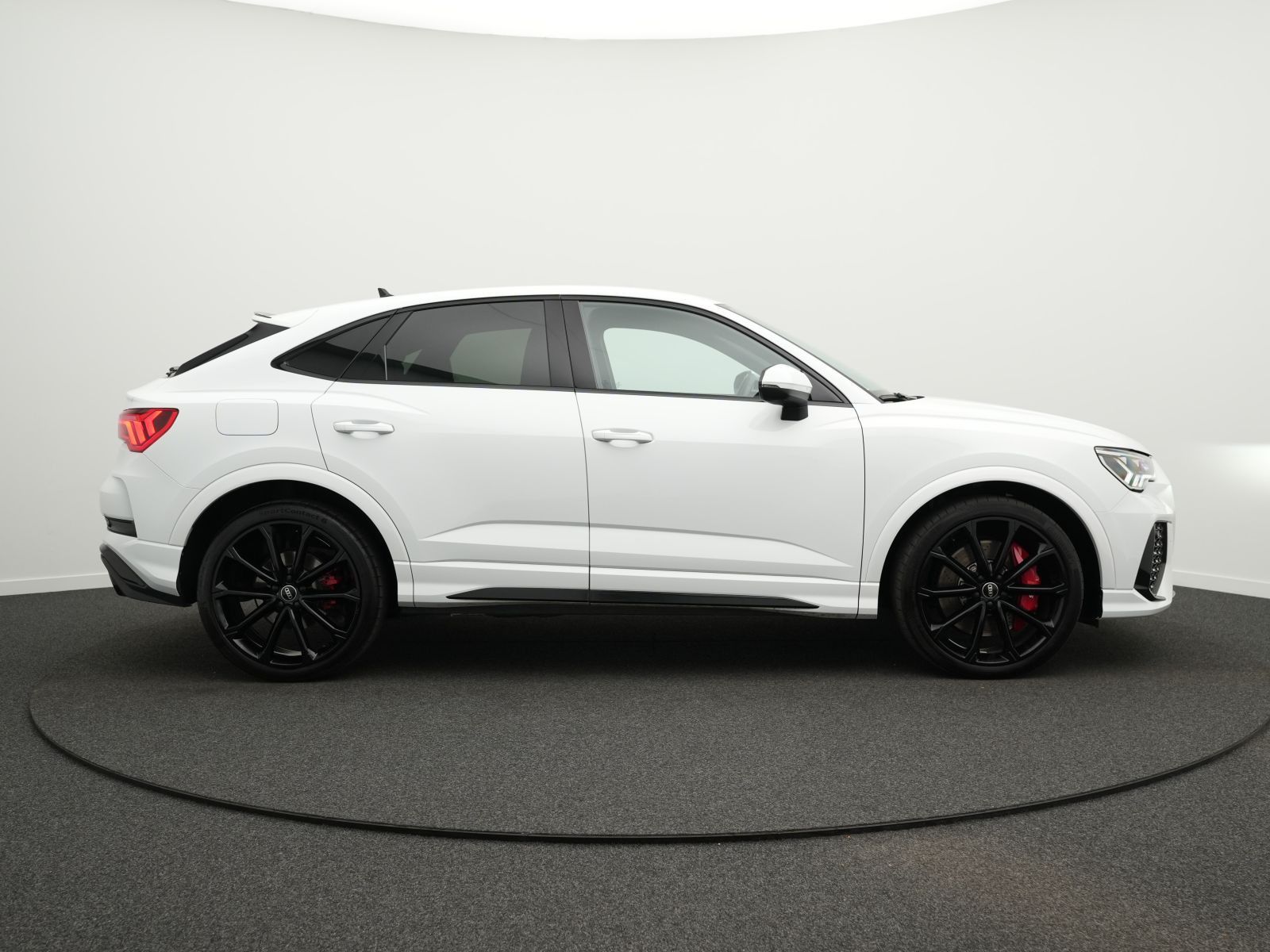 Audi RSQ3 - Bild 12