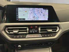 BMW 318 d Advantage Navi LED Kamera