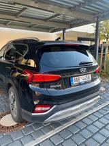 Hyundai SANTA FE 2.2 CRDi Premium 4WD 8AT Premium - Hyundai SANTA FE von privat
