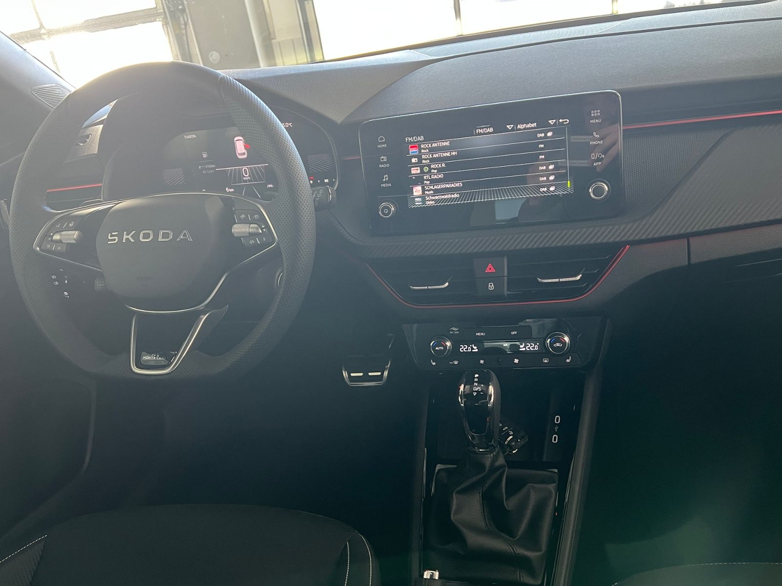 Fahrzeugabbildung SKODA Kamiq Monte Carlo 1.0 TSI DSG *AHK, Matrix-LED*