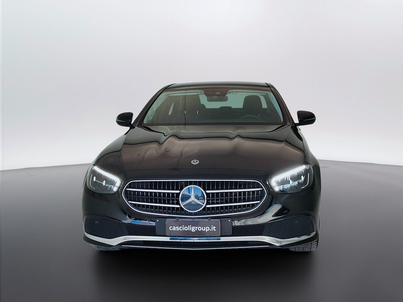 Mercedes-Benz Classe E - W213 Berlina - E 220 d  imagem 2