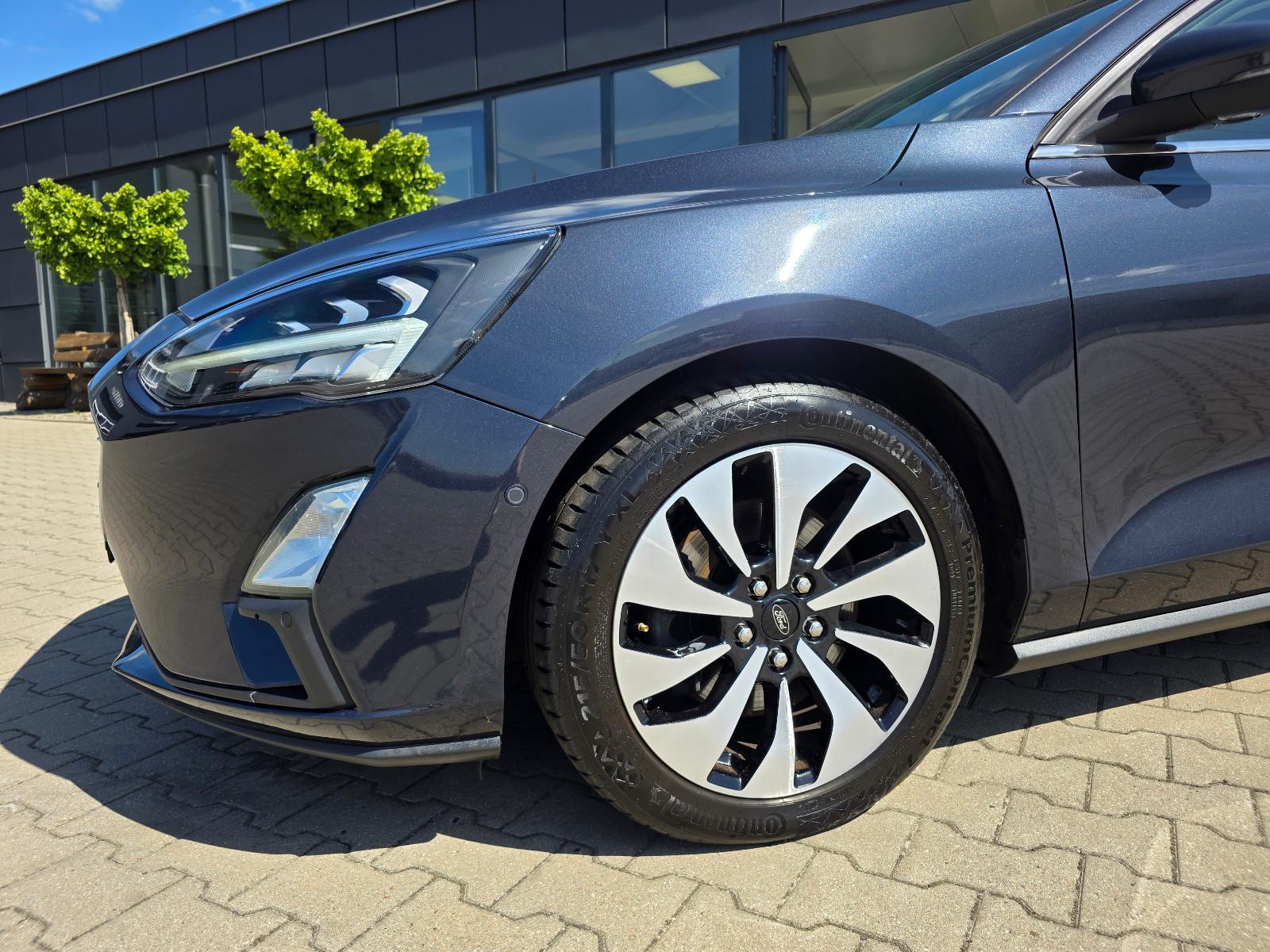 Ford Focus Tur. Titanium*Led*Ahk*Acc*Kamera*Pano*B&O*
