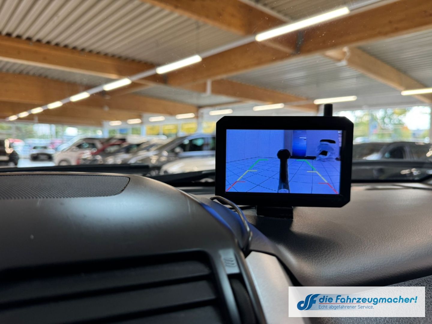 Fahrzeugabbildung Suzuki Grand Vitara 2.4 VVT Comfort Navi Xenon Sperrdif