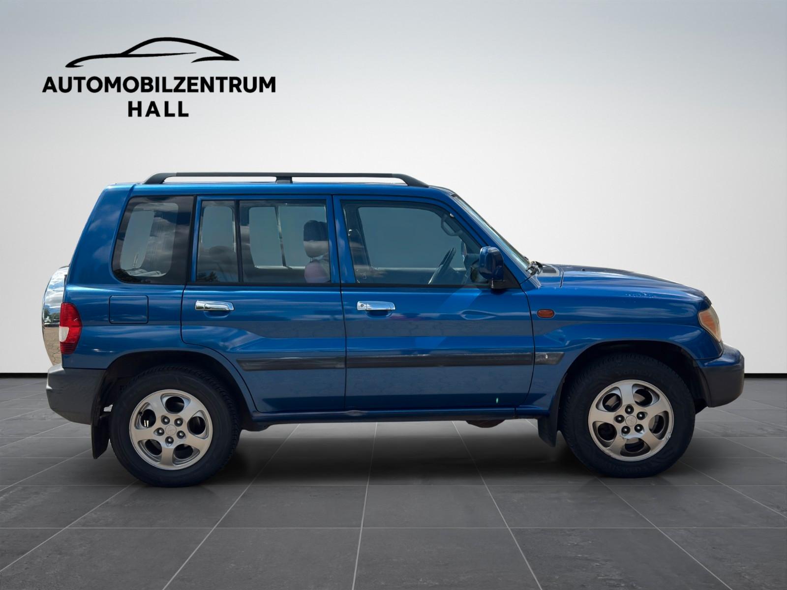 Mitsubishi Pajero 2.0 GDI | 129 ch | BVA | Attelage | Galerie de toit | Climatisation