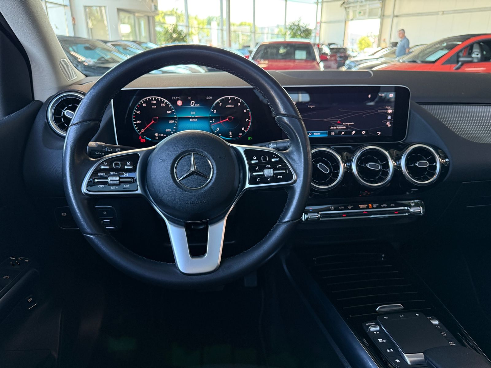 Fahrzeugabbildung Mercedes-Benz B 220 4Matic PANO LED NAV RFK SHZ ALU