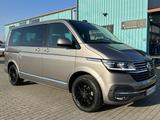 Volkswagen T6.1 Multivan HIGHLINE/AHK+LED+STANDH+DIGI-COCKP - Volkswagen T6 Multivan Kombi Gebrauchtwagen
