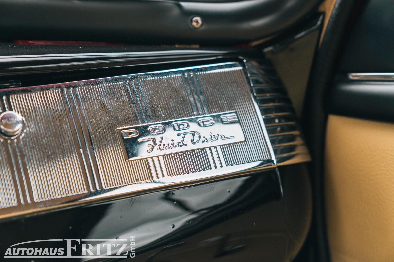 Dodge Custom D24C Coupe - 3,8 6 Zylinder