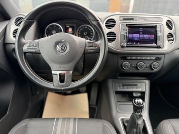 Volkswagen Tiguan - 8
