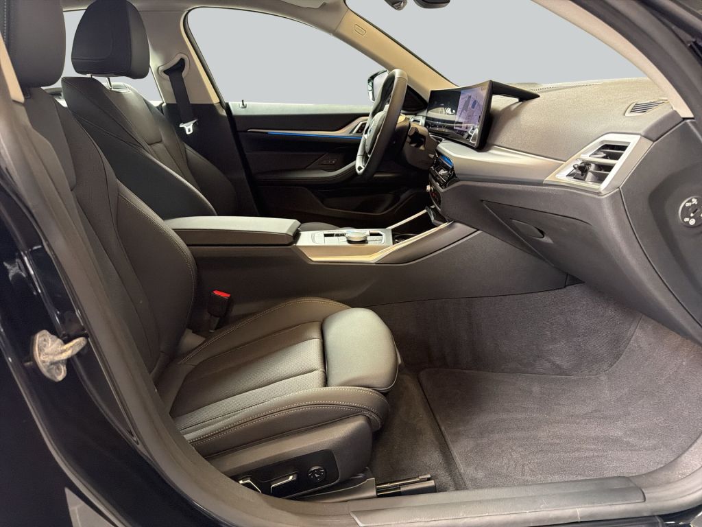 BMW i4 - Bild 14