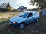 Toyota Starlet - Toyota Starlet mit Benzin-Antrieb