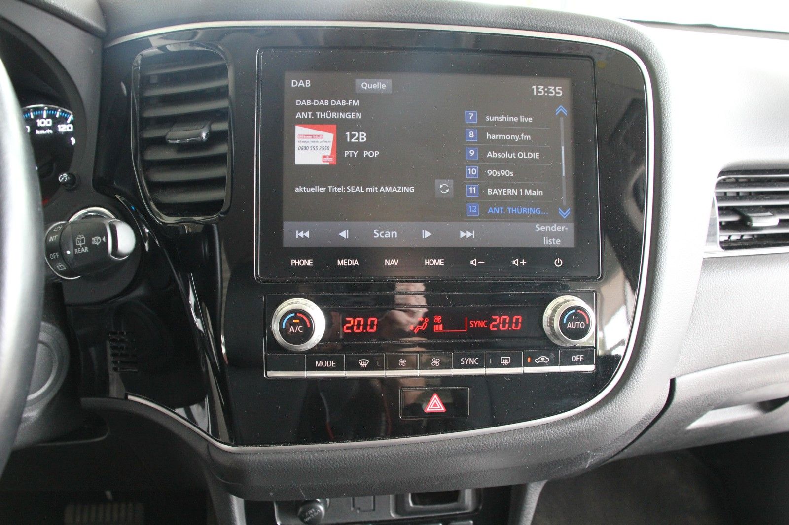 Fahrzeugabbildung Mitsubishi Outlander PHEV Basis Spirit 4WD