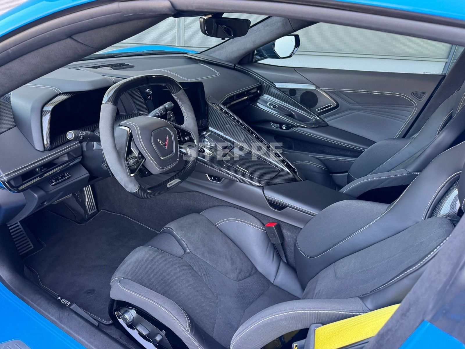 Corvette C8 E-Ray 6,2 3LZ Coupe EU-Mod. Carbon Wheels