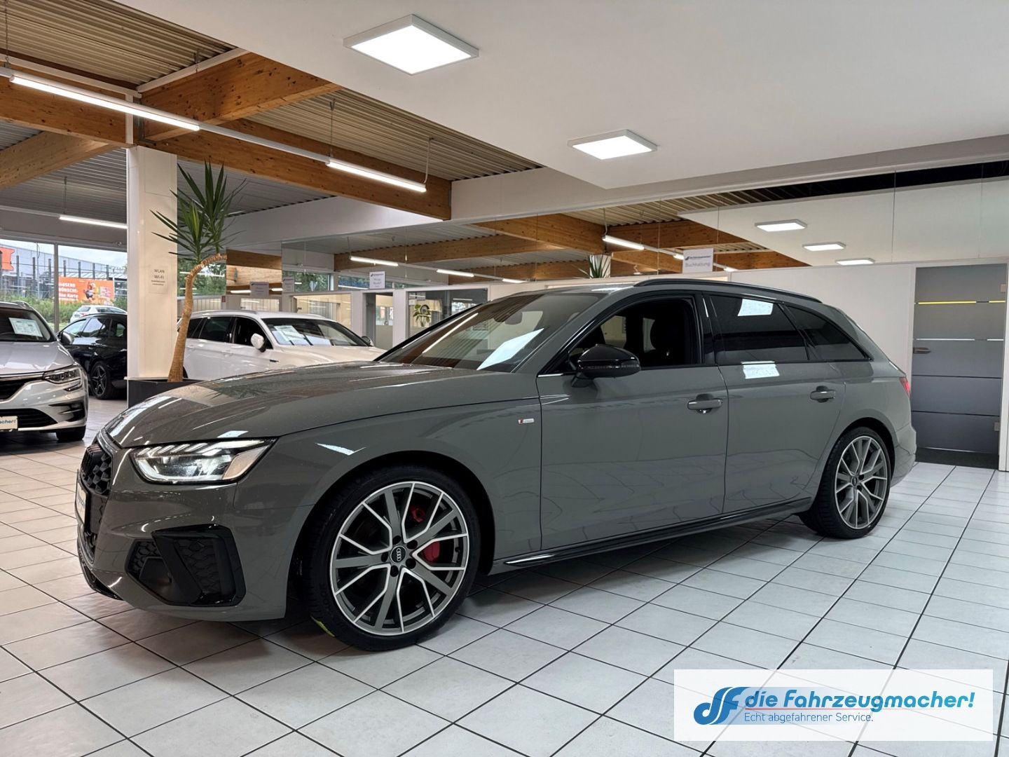 Fahrzeugabbildung Audi A4 Avant 40 TDI quattro S line 2.0 EU6d StandHZG