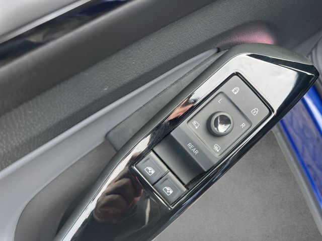 ID.5 Pure Wärmepumpe,IQ.LIGHT,Navi,5J-Garantie