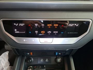 KGM Musso Grand Lux 2.2 AT °LED°Navi°RFK°SHZ°LEDER°