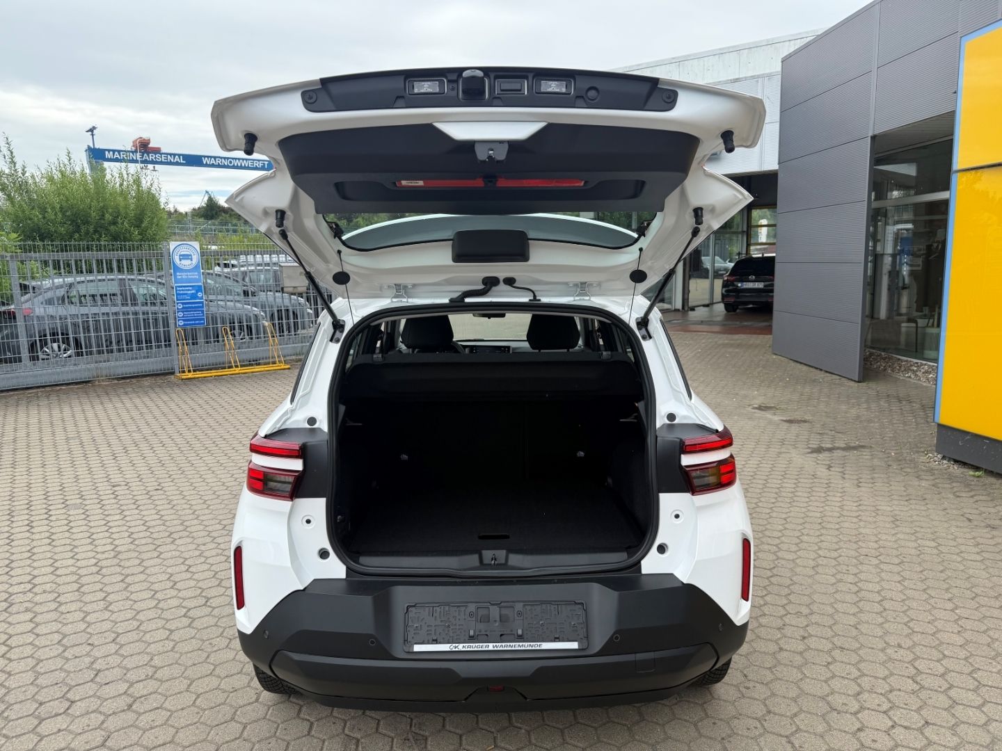 Fahrzeugabbildung Opel Frontera Electric Edition 83 kW Extended Range