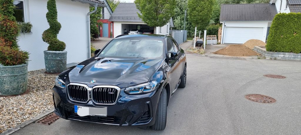 Image of BMW X4 M40
