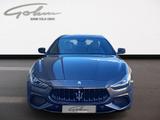 Maserati Ghibli Modena S Q4 NERISSIMO + 20 ZOLL - Maserati Ghibli Modena mit Benzin-Antrieb
